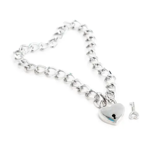 Imagen Collar cadena corazn candado 4