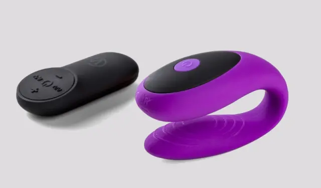 Imagen Vibrador para parejas Virgite lila recargable y control remoto