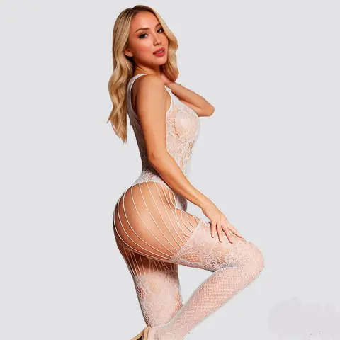 Imagen Body blanco brilla en la oscuridad Talla nica Beatrice Adalet  3